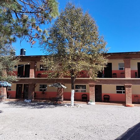 Hotel Hacienda Las Barrancas Del Cobre Areponapuchi Exteriör bild