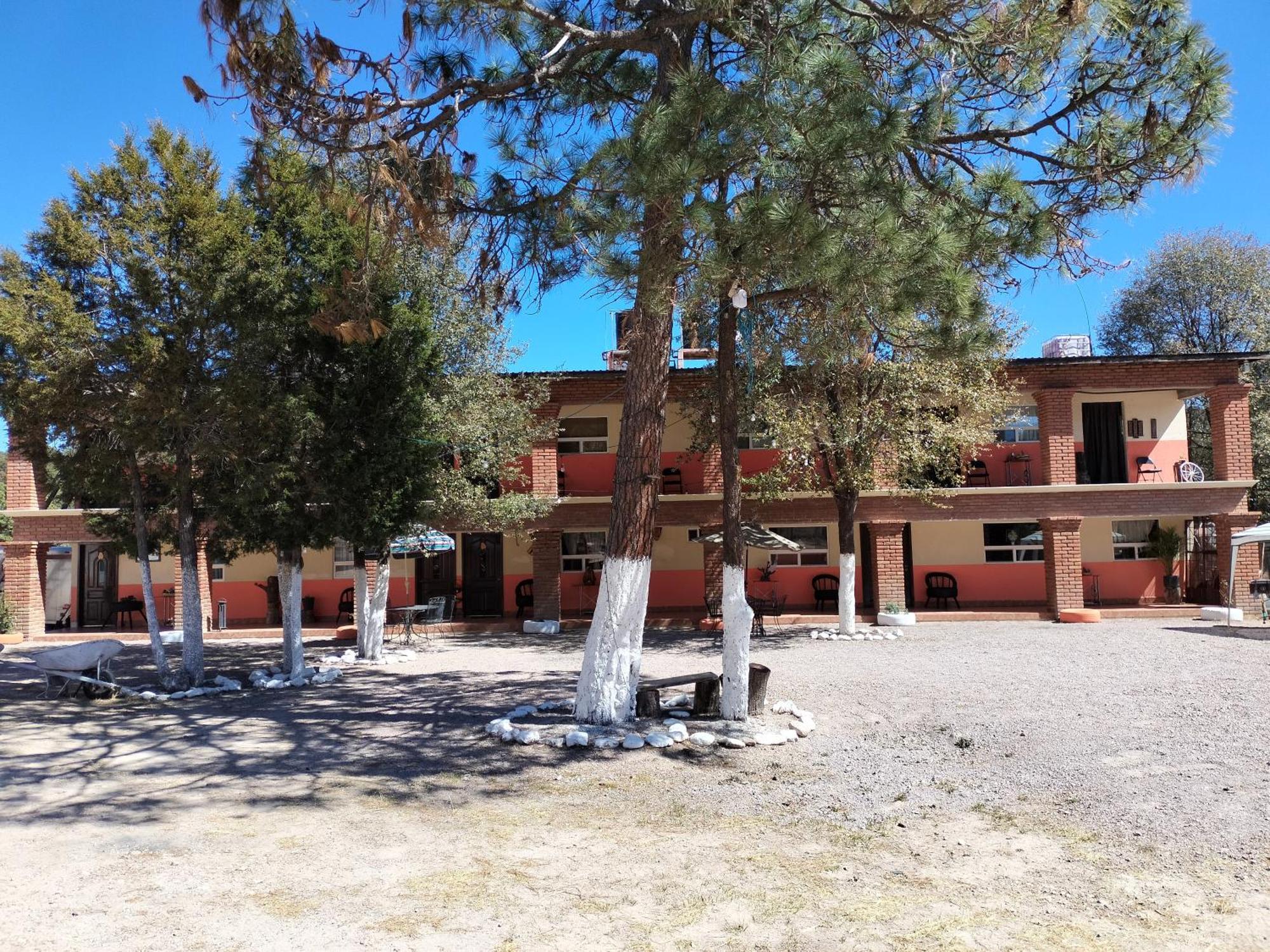 Hotel Hacienda Las Barrancas Del Cobre Areponapuchi Exteriör bild